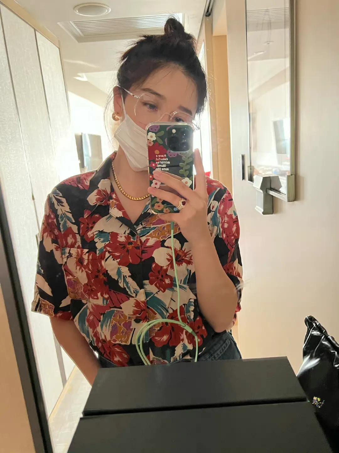 阚清子近期穿搭