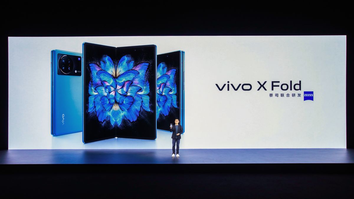 大，集大成 vivo首款折叠屏手机X Fold正式发布