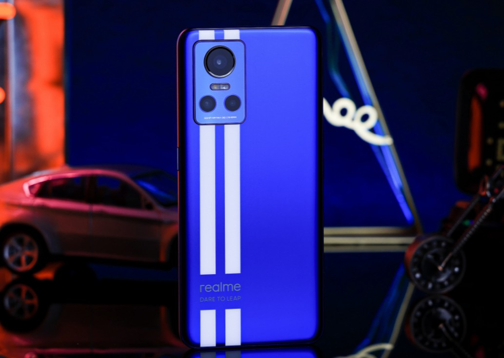 便宜又好用的3款512GB大内存手机，性能强劲一步到位，用到2027年