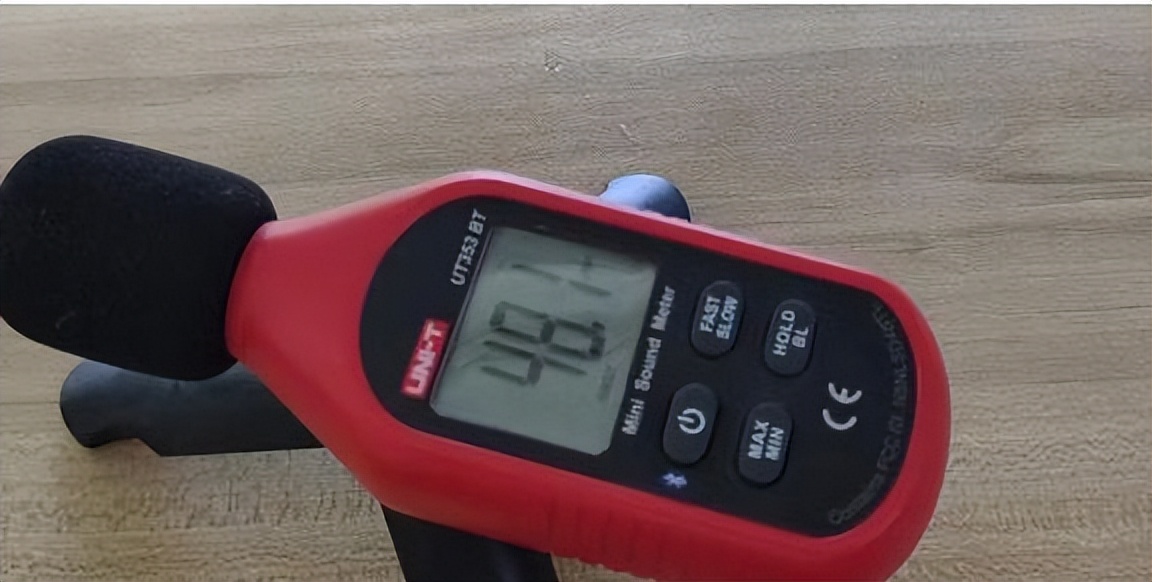 電腦水冷散熱器240和360有什么區別？