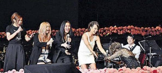 3岁丧父7岁拍戏还债，19岁红遍全国，如今75岁活成“不败美人”