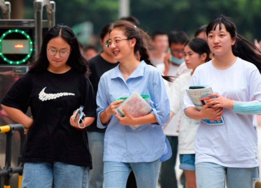 高考当天不建议“穿校服”？高三老师说出答案，尖子生更要注意