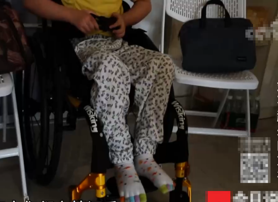 2018年江苏6岁女孩舞蹈课后瘫痪，妈妈看完监控，起诉同学和机构