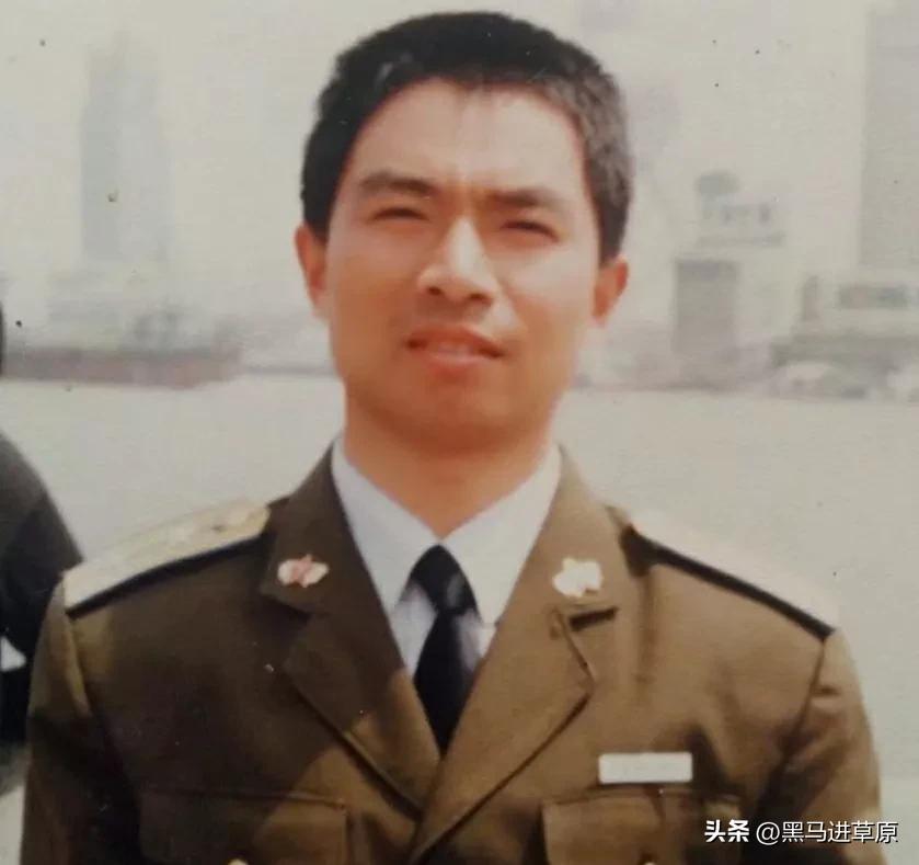 一名从军17年退役军官的回忆(一名从军17年退役军官的回忆55)