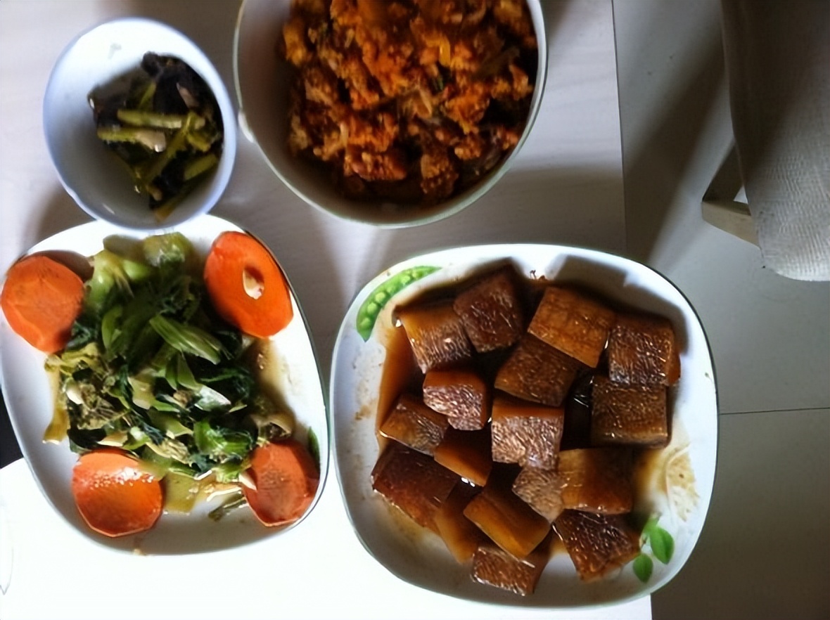 隔夜菜能吃吗？其实除了这4种，其它的或可以放心食用