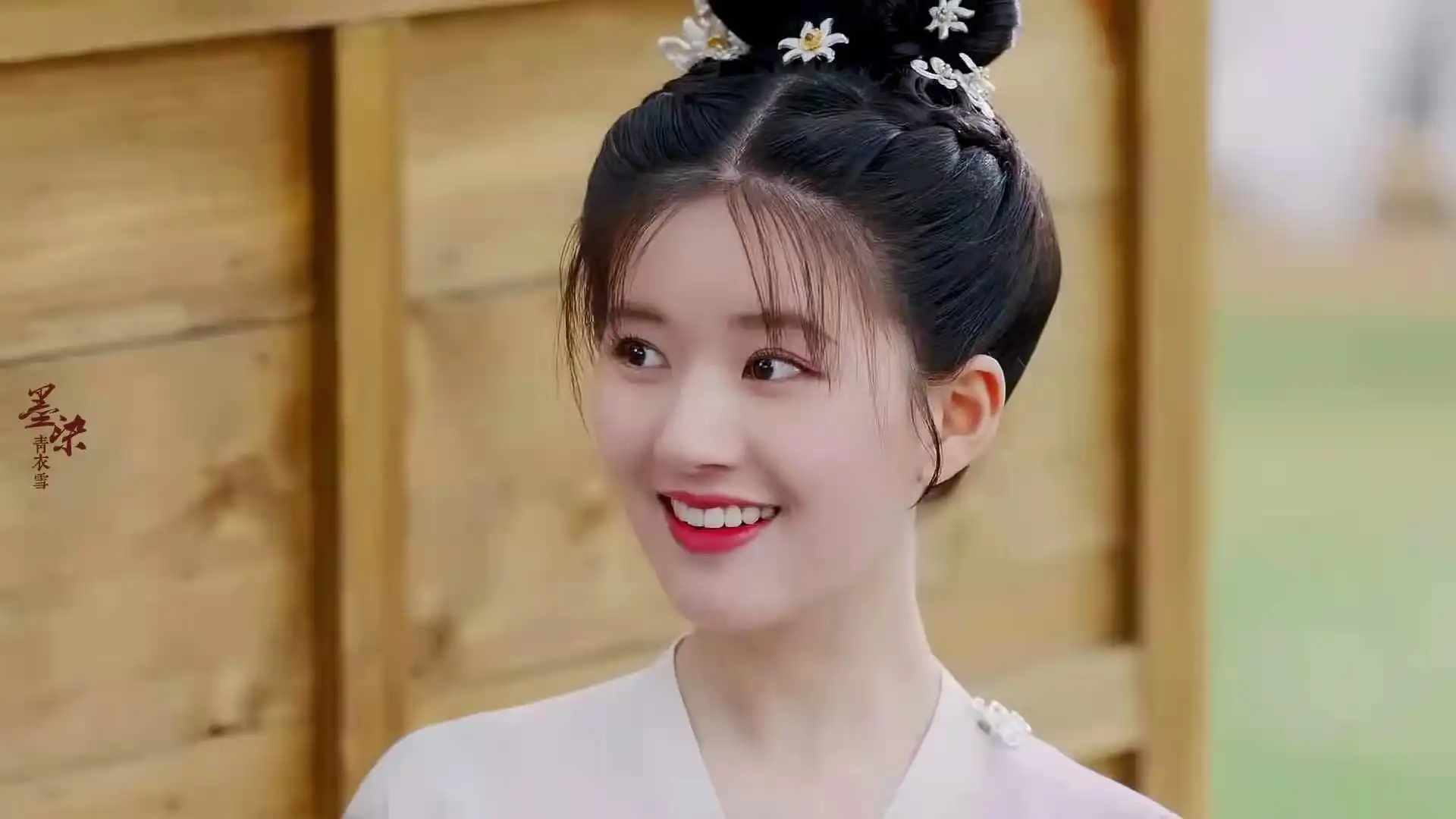 袁冰妍新图又撞脸赵丽颖，被曝将出演杨幂新剧女二，资源降级？