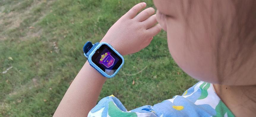 360儿童电话手表10X|呵护孩子健康快乐成长，助力孩子学习小帮手