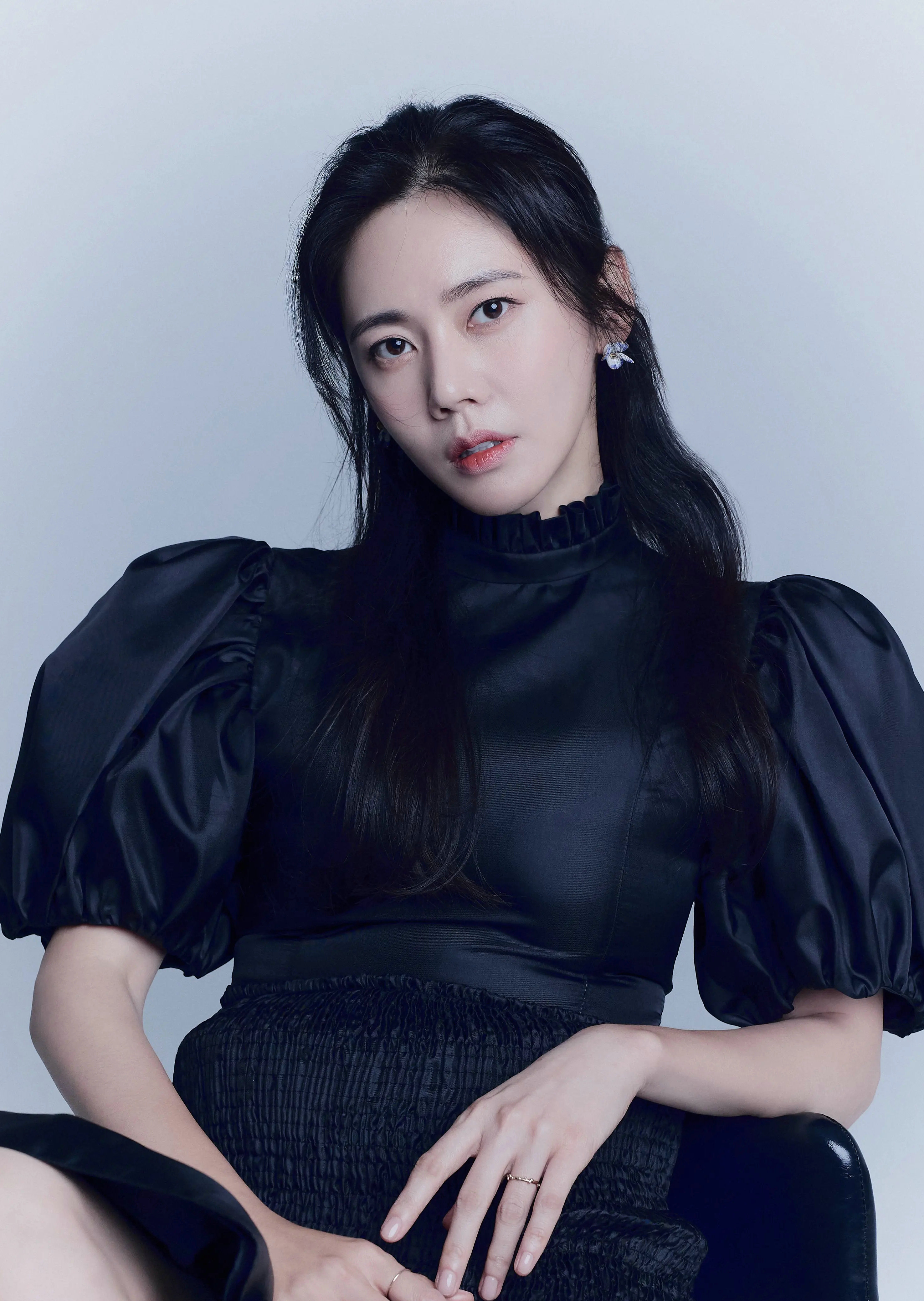 秋瓷炫高清壁纸，嫁入中国的韩国女星