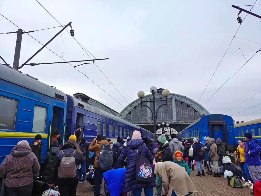 中国留学生，逃离战火中的哈尔科夫