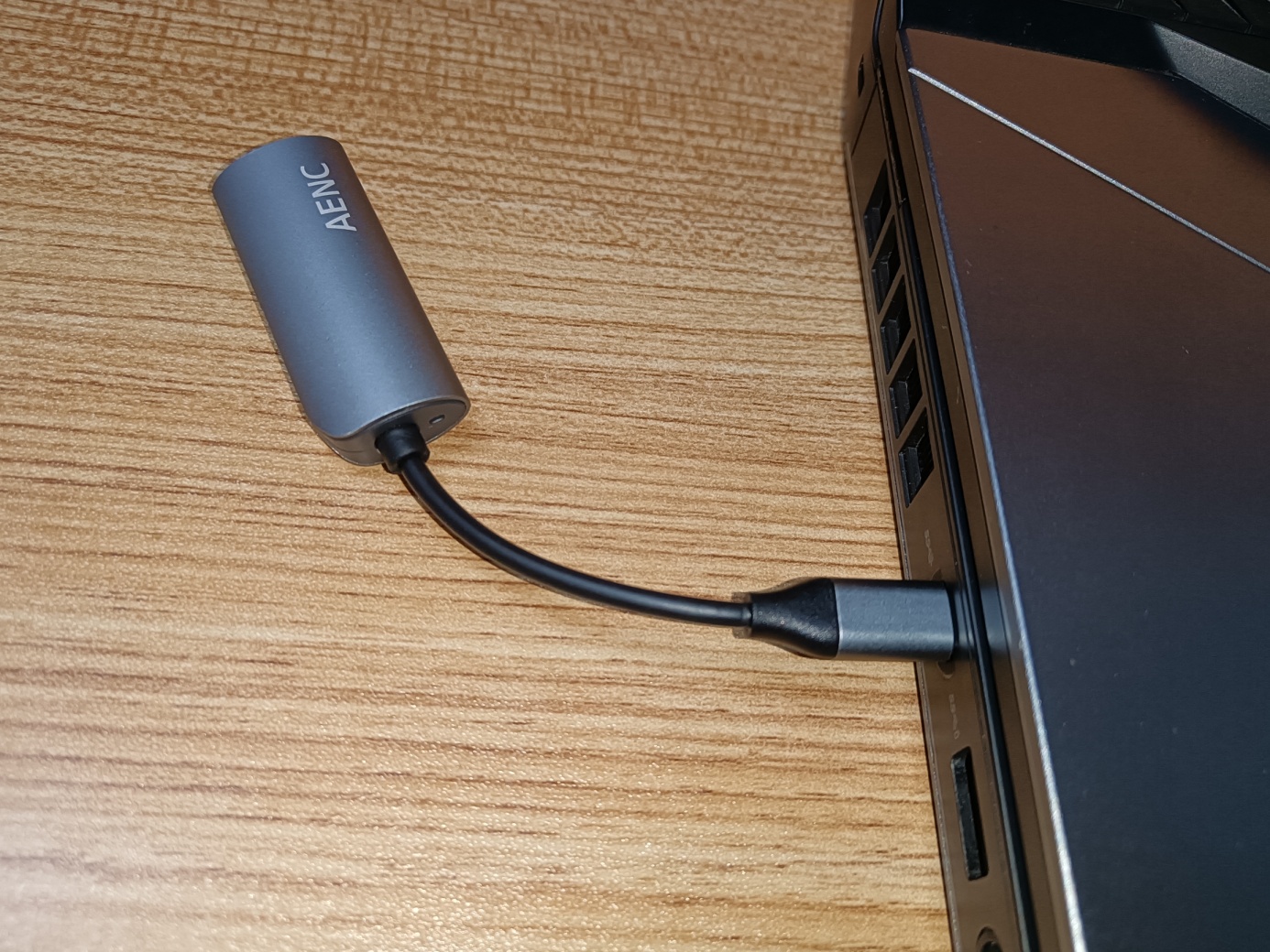 普通耳机秒变降噪设备—易拾音AI消噪宝测评