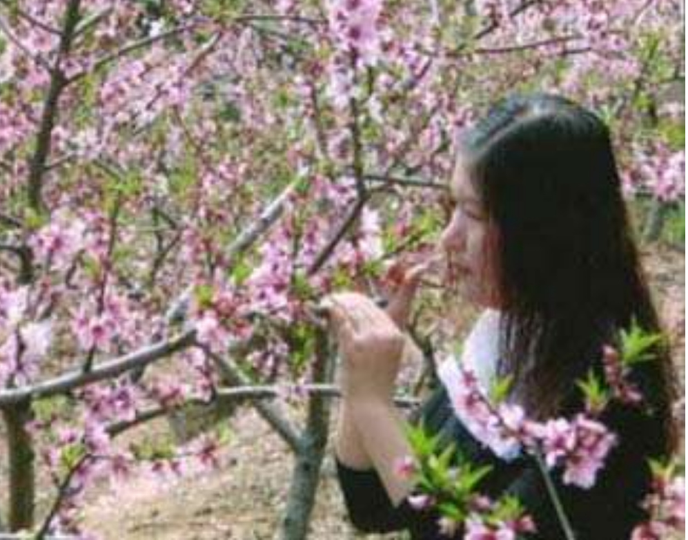 中国首位公开艾滋病女孩朱力亚，自曝被黑人男友传染，结局如何？