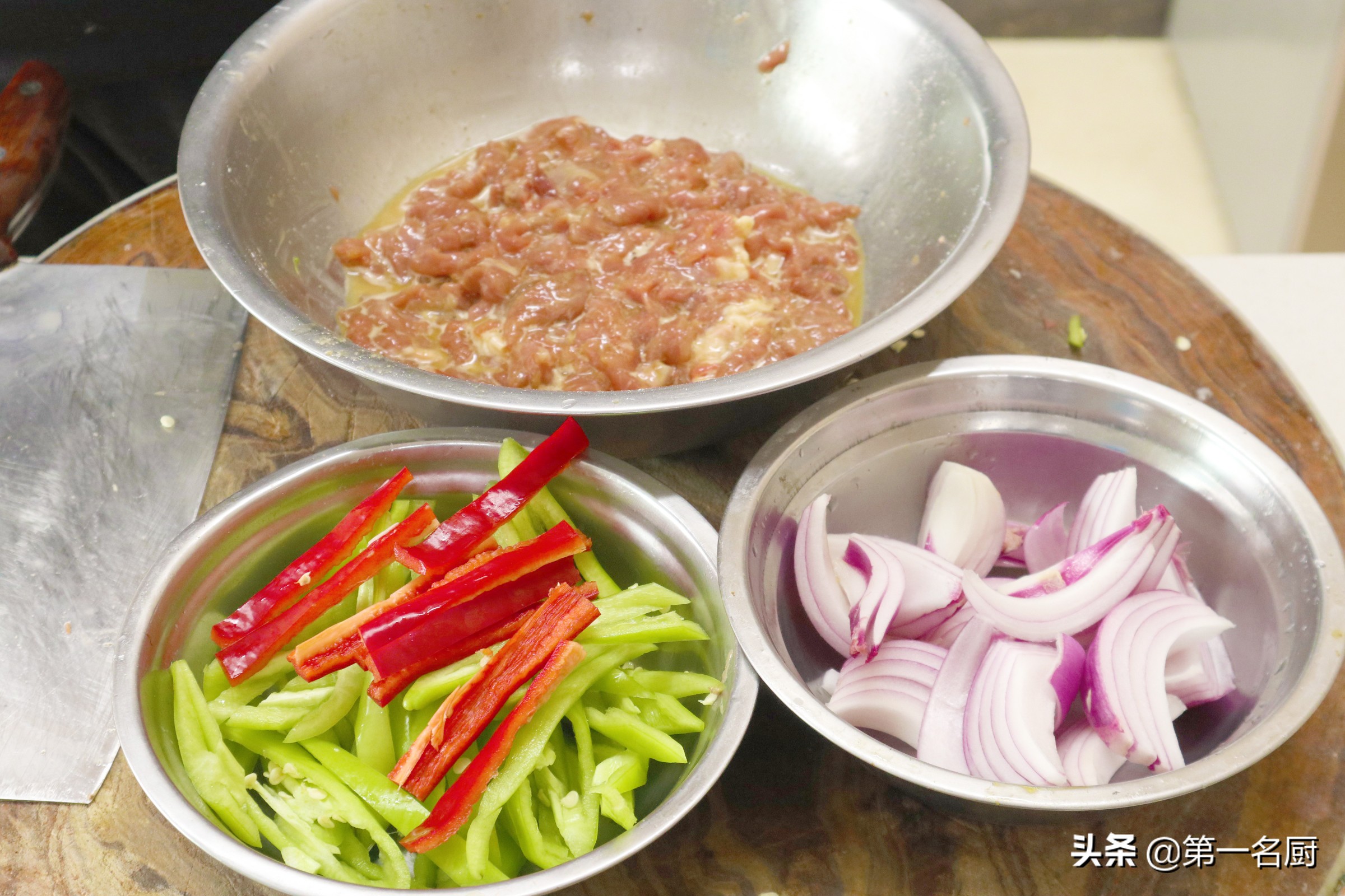 含蛋白质的食物(优质“蛋白质”排行榜！豆腐未上榜，牛奶排倒数第一，建议了解)