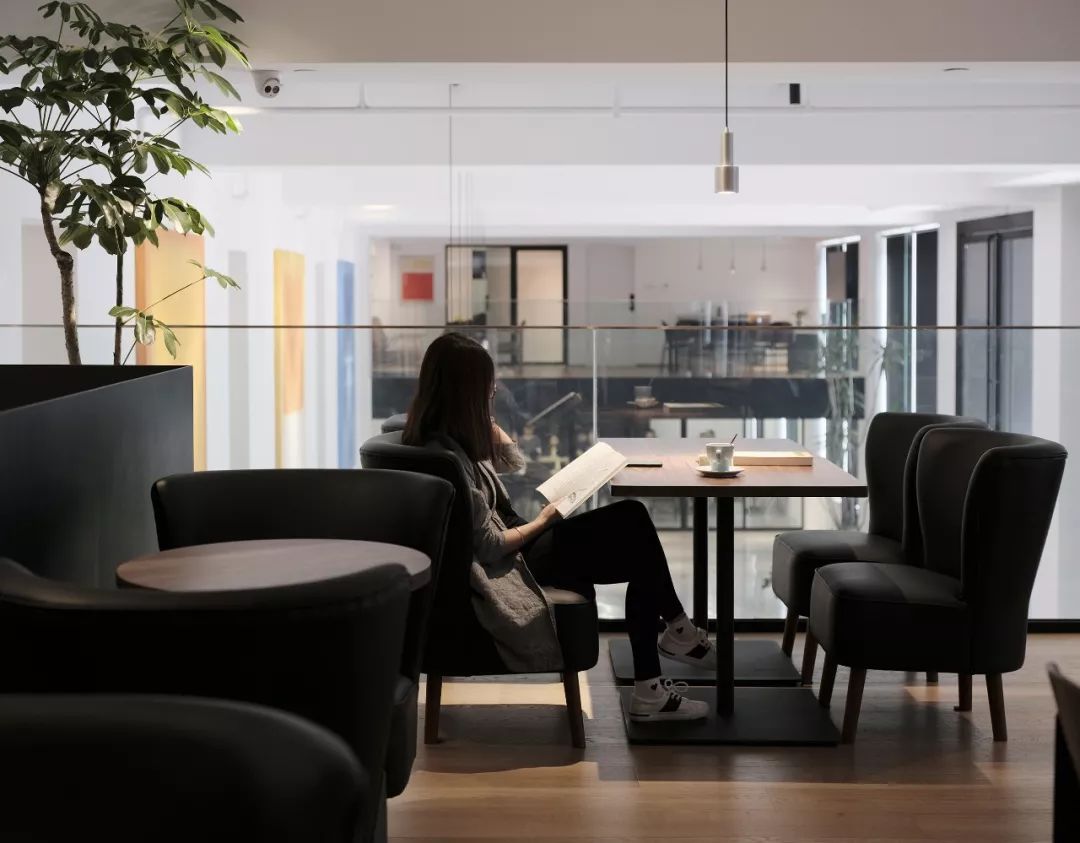 杭州吴越画室：2023届「定制班」招生简章，开启艺术的大门