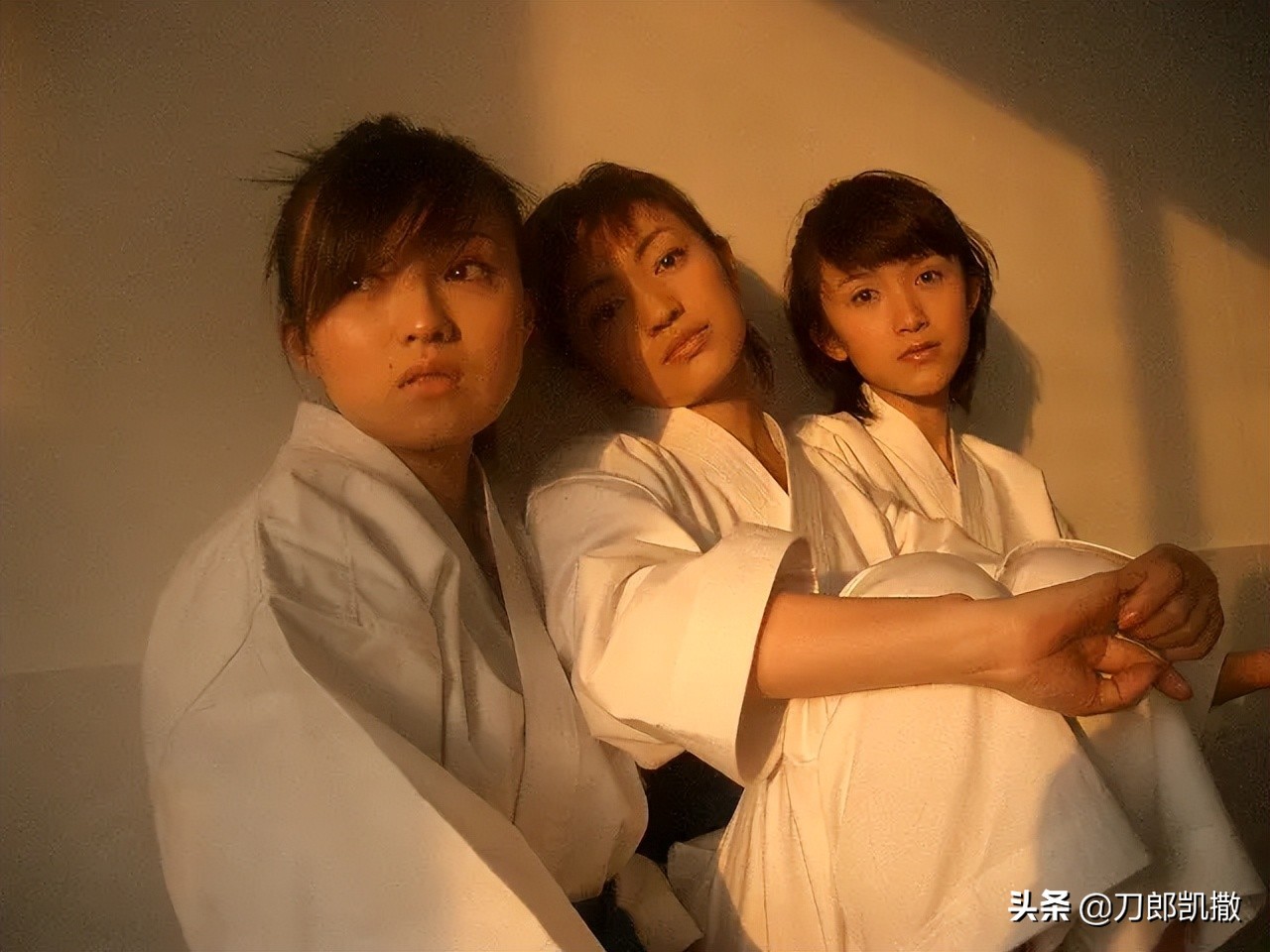 年轻时貌美如花，如今成了“村花”的代言人的九位女星