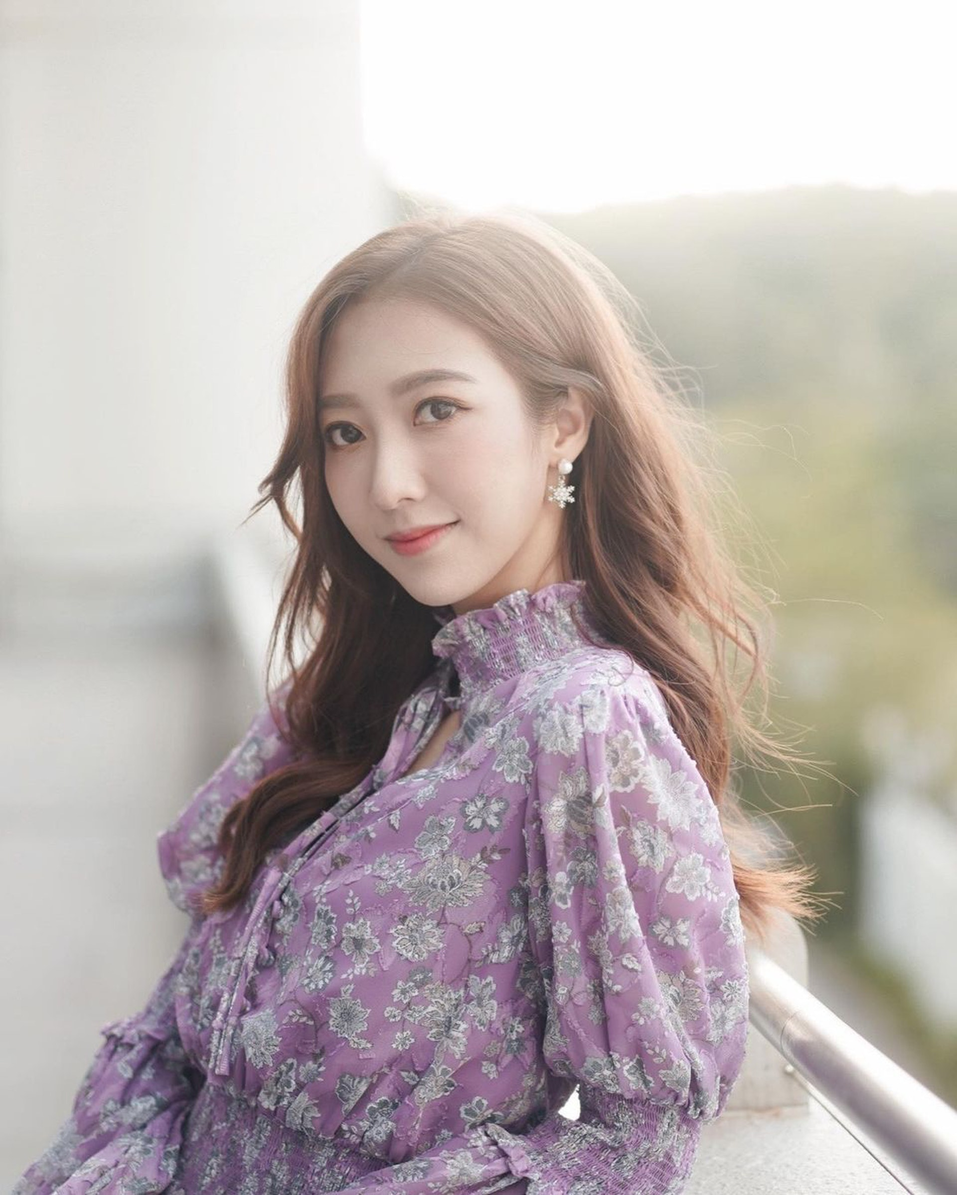 女神陈诗欣婚后高调晒阔太生活,带你回顾多位tvb小花狂晒名牌,同样