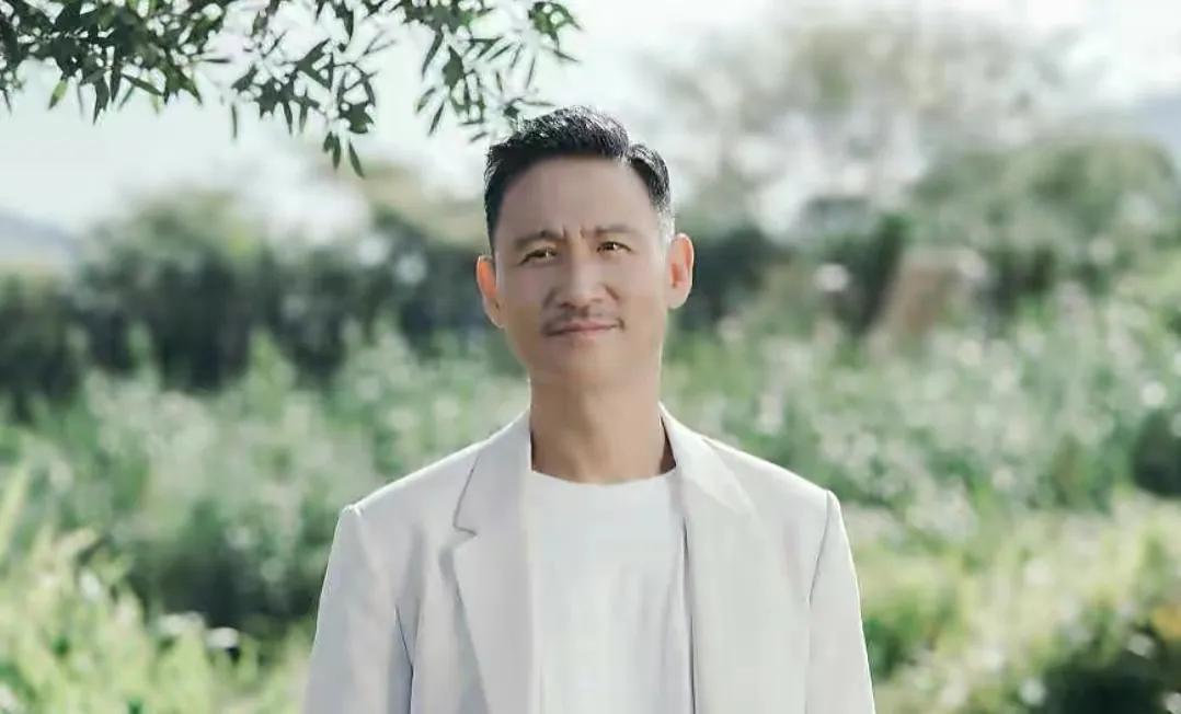 理解张学友的自始爱国之心