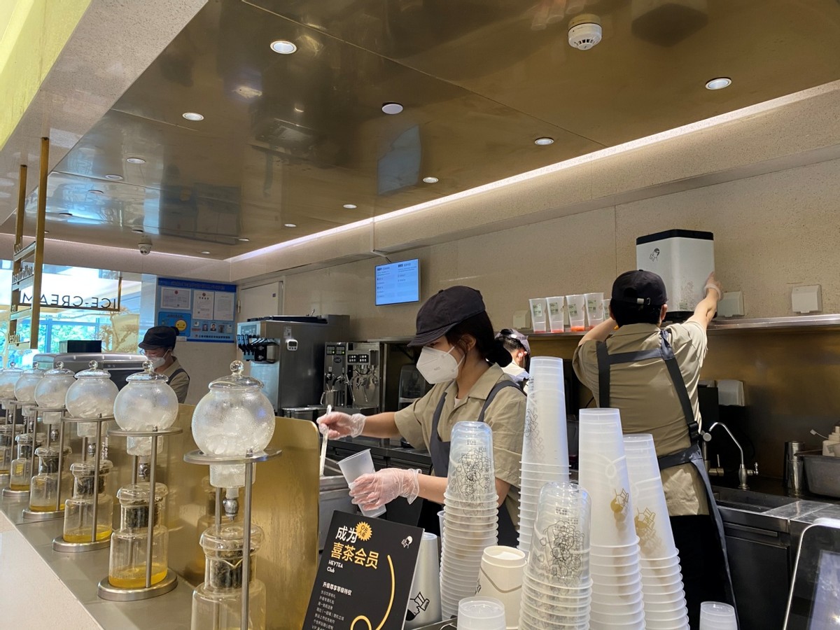 全面復(fù)工后多家門店爆單 喜茶在上海新增超500個(gè)就業(yè)崗位