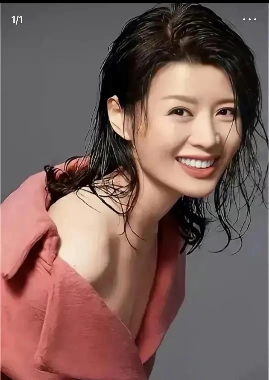 “军旅霸王花”程愫