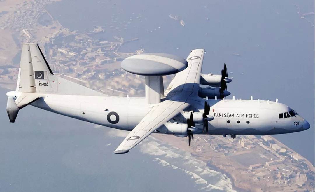 ��10CE�ڰͻ�˹̹����ʵ��λ���ߵ�������������