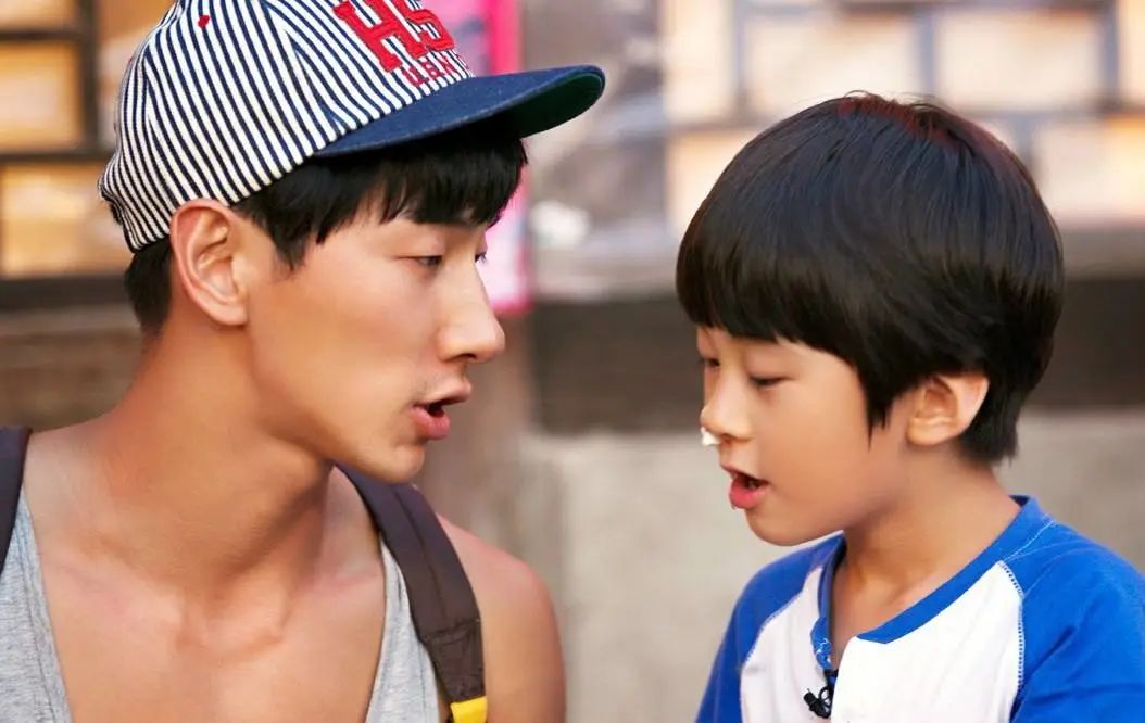 红得快，沉得也快，这9位“风光不再”的男星，如今有人露了原形