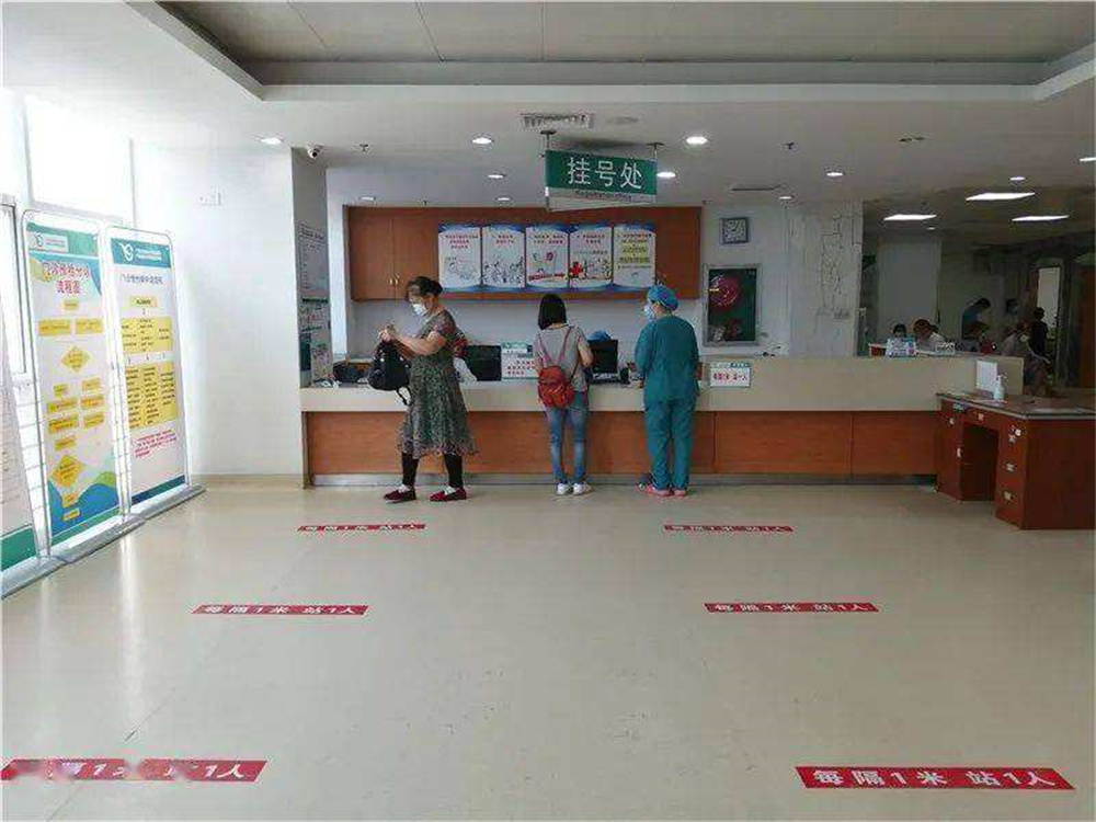 2003年，广西小伙做好事受重伤，因无钱治疗，两年后跳楼身亡