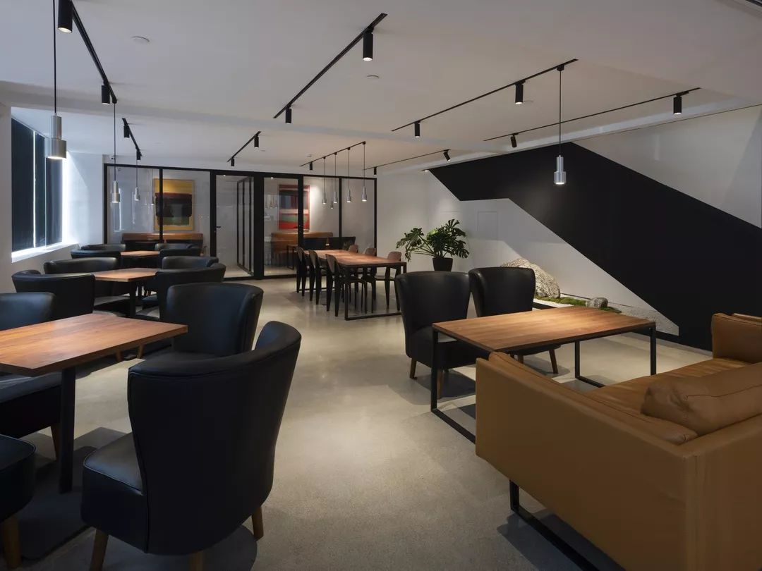 杭州吴越画室：2023届「定制班」招生简章，开启艺术的大门