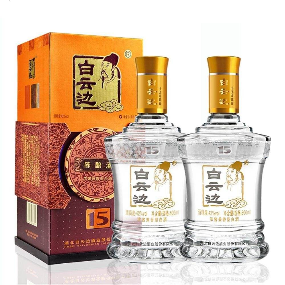 白云边酒以其"芳香优雅,酱浓协调,绵厚甜爽,圆润怡长"的独特风格被