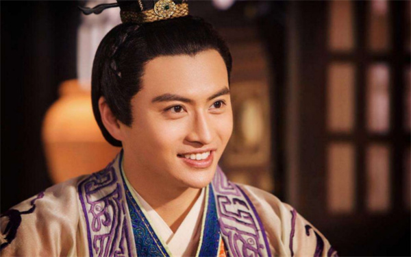 胸怀广阔的名人故事图片 _飞翔号