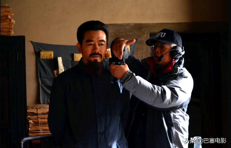 青年周恩来别硬演，朱亚文印象深，陈坤黄晓明不沾边，靳东也一般