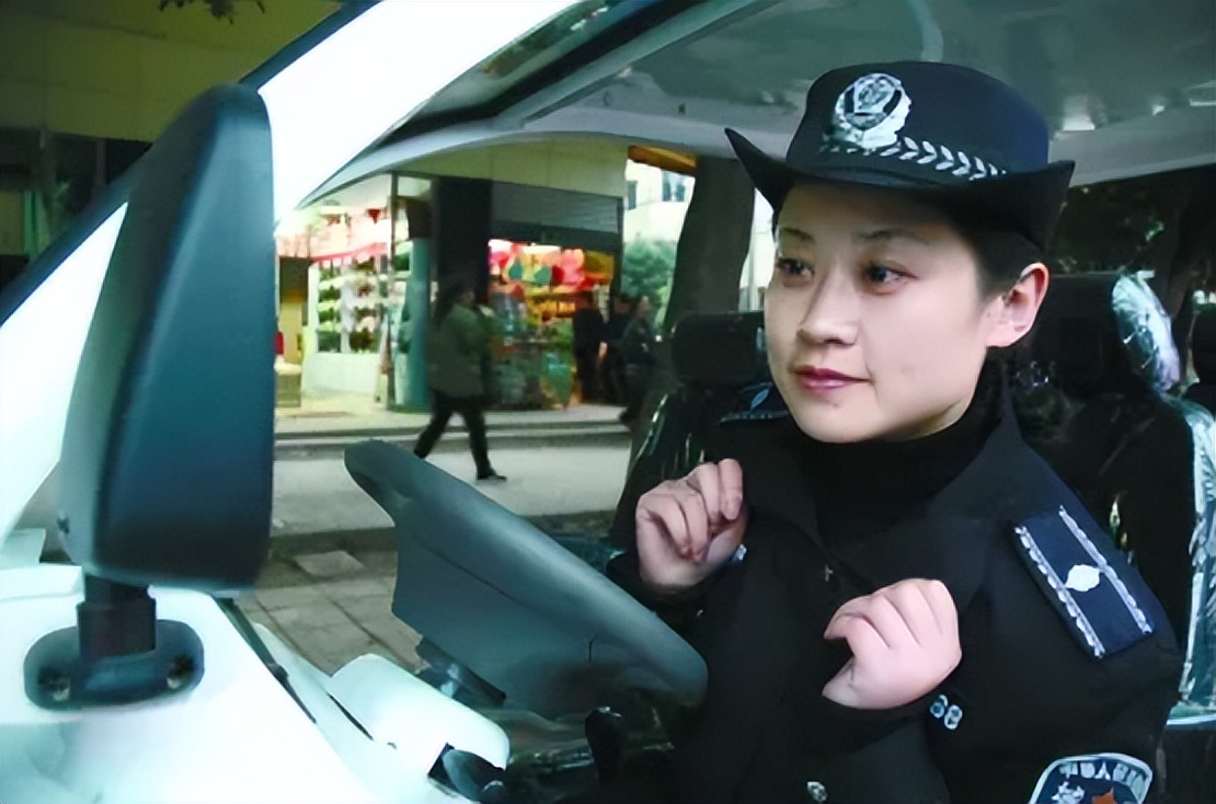北京朝阳区街道城管学历走红，竟是北大女博士，或许是为北京户口