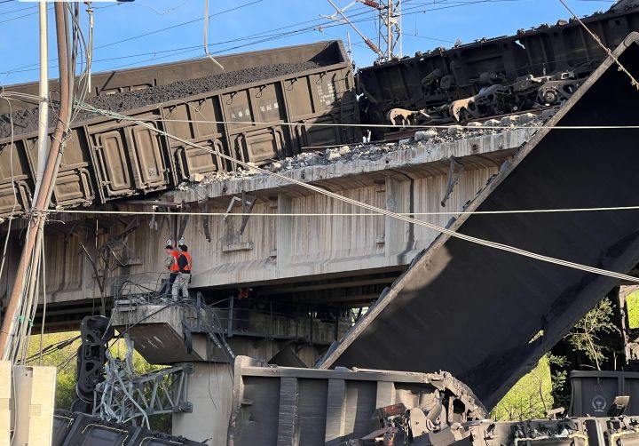 青藏铁路火车相撞(青藏铁路火车软卧双人)