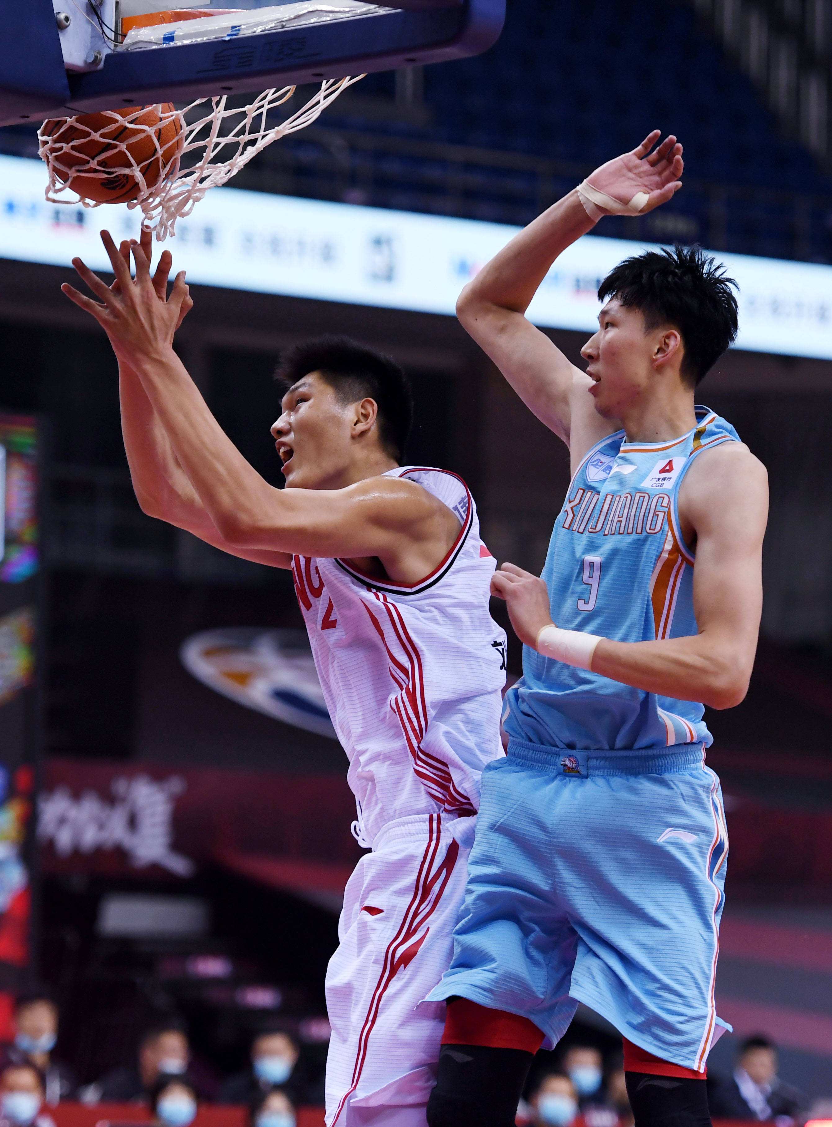 为什么明星退出中国nba(周琦当年为何离开辽篮加盟，现在又离开？这篇文章告诉您)