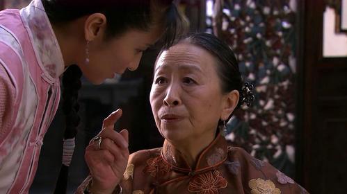 "丑娘"张少华:为子还房贷坐轮椅拍戏,住院无人照顾,人生如戏