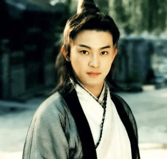 原来这7位油腻大叔，早年颜值“一个顶两个”，唇红齿白又英俊