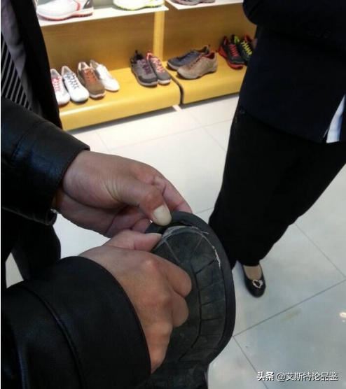 ecco：以舒服闻名全球的休闲鞋，不再是榜样