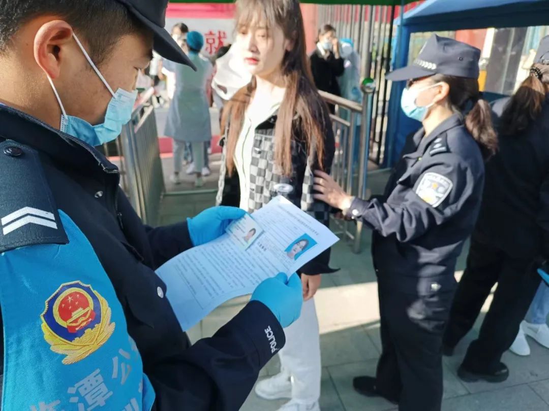临潭县1096名考生参加2022年基层服务项目选拔考试