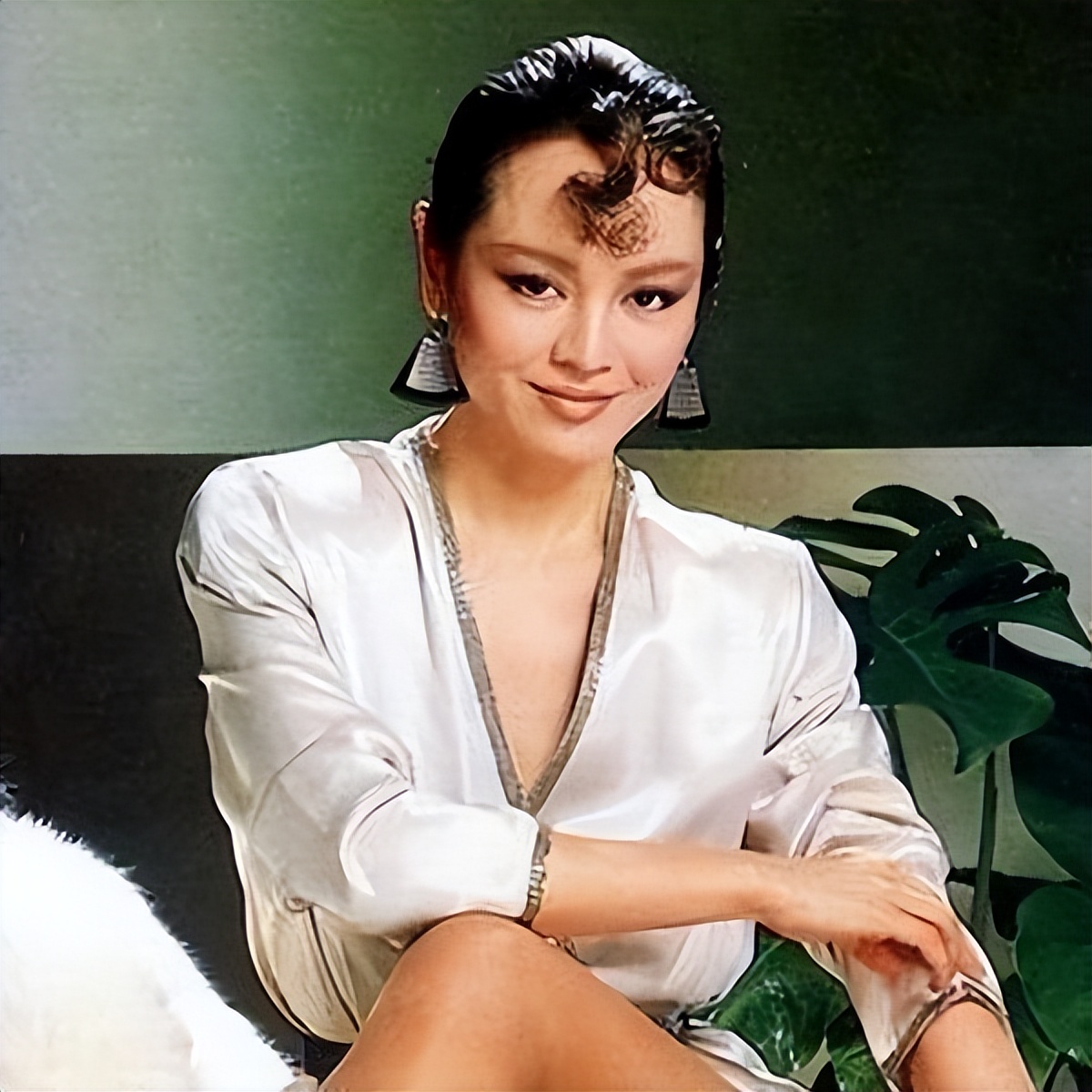 王羽：真正的黑帮大哥，谢贤不敢惹，台湾「三大血案」与他有关