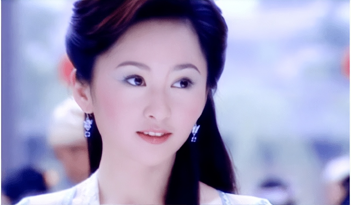 事业正红却早早退圈，这9位女星个个有辨识度，却成沧海遗珠