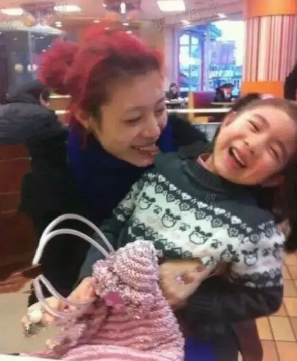 康作如:前夫是汪峰,我和女儿相依为命,离婚后不是夫妻也是亲人