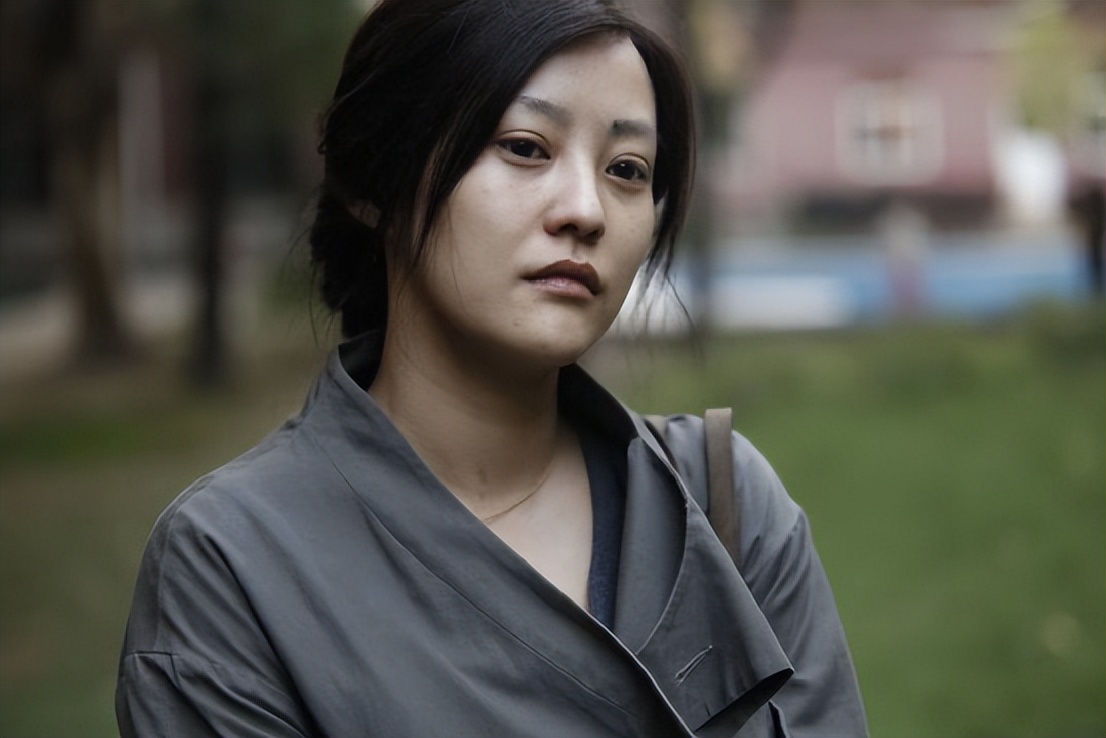 殷桃的痣、梅婷的黑眼圈，娱乐圈坚决不整容的女星，我只服这10位