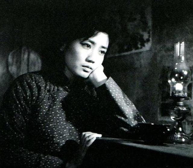 给80年代“最会演戏的女演员”排个名 潘虹第2 刘晓庆第7 陈冲垫底了