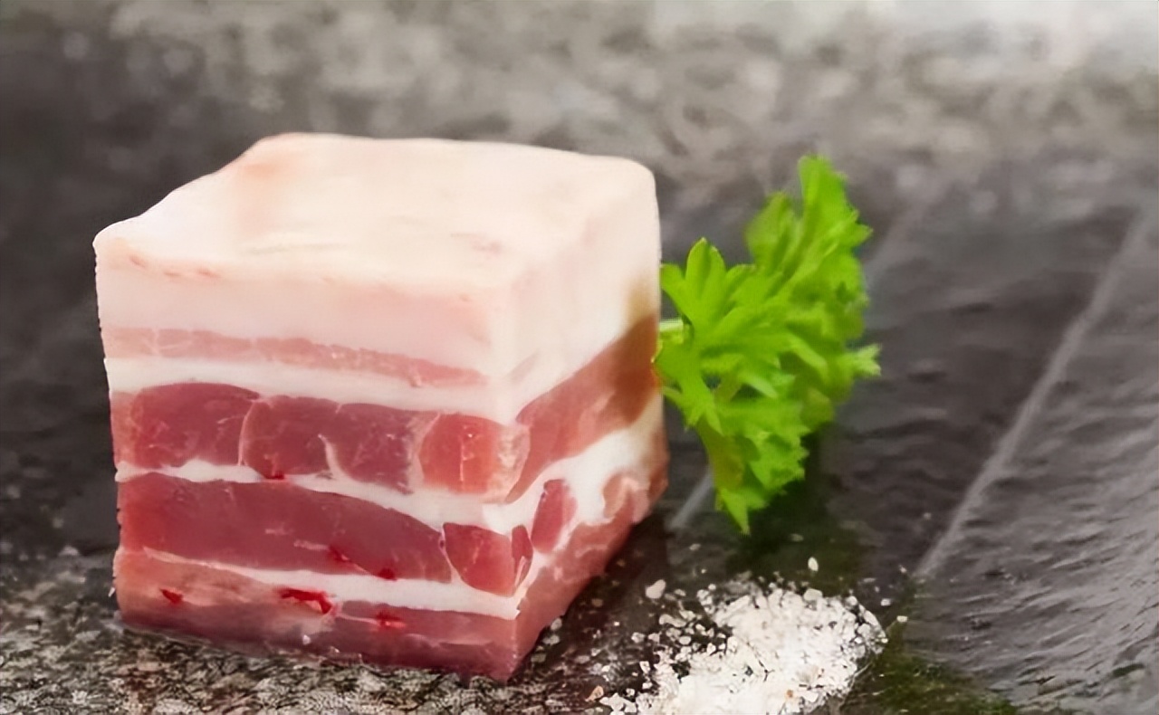 吃什么能预防肠癌？为你总结：饮食上，3少吃，2多吃，不妨了解下