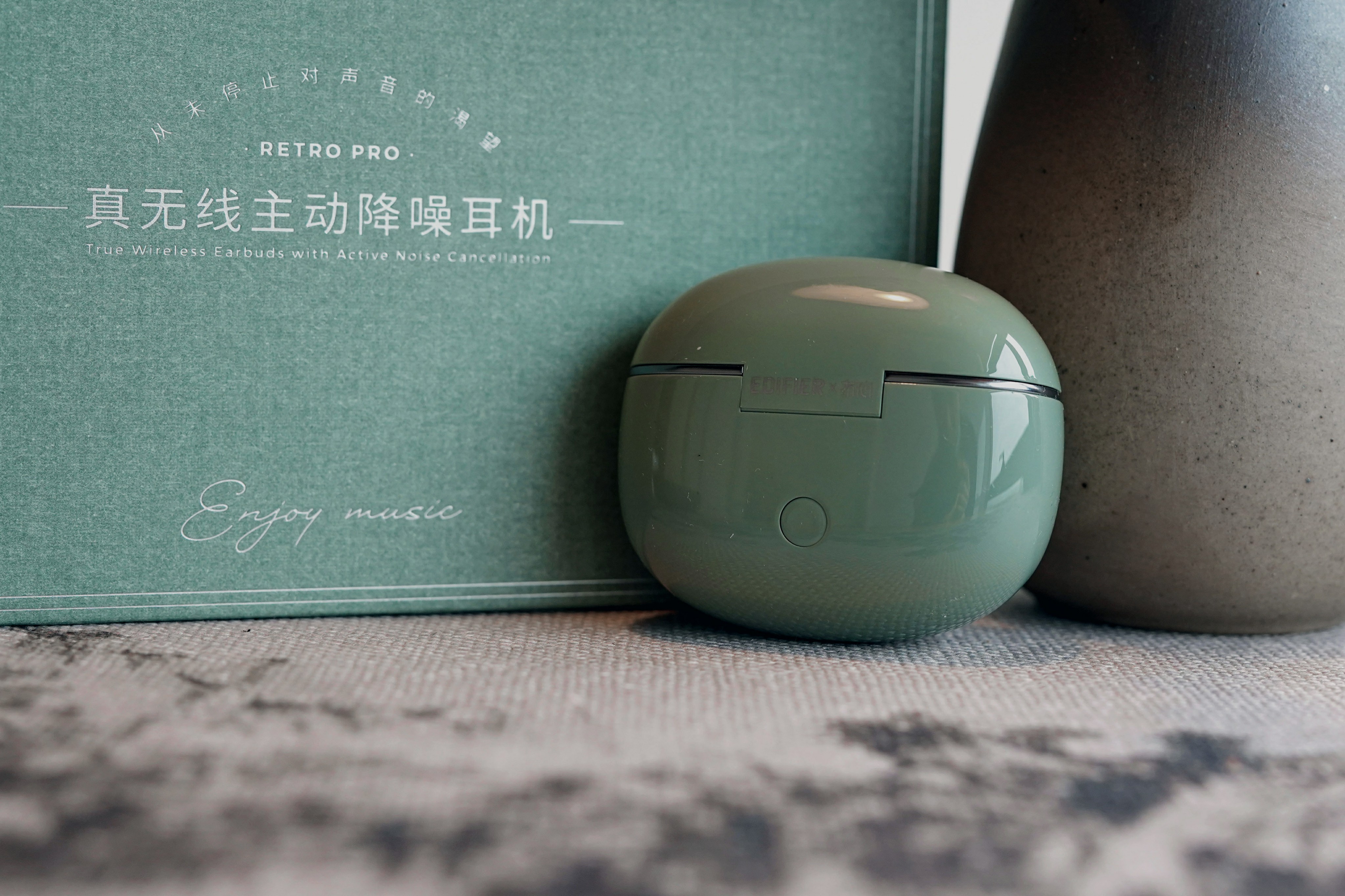 不是旗舰胜似旗舰！漫步者 Retro Pro降噪耳机值得买吗？