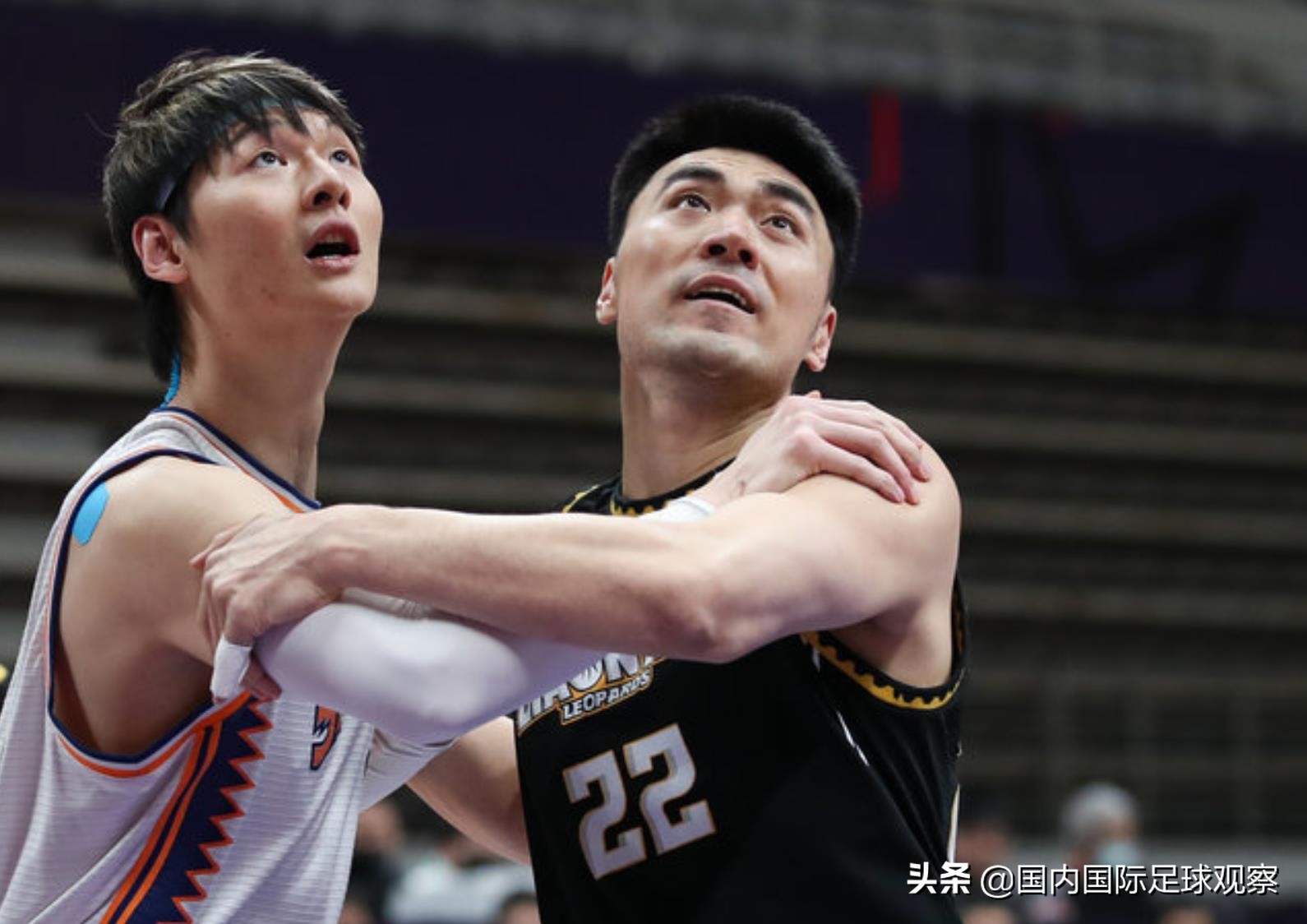 cba辽宁一月十一号跟哪个队比(CBA！辽宁本钢队121-101大胜上海久事队！王哲林11分！韩德君12分)