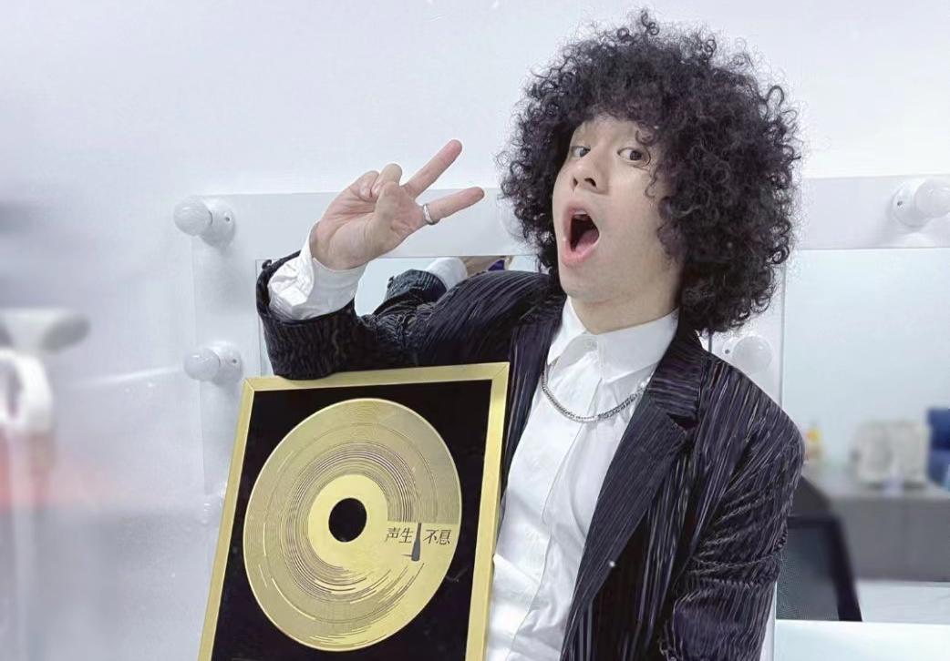 声生不息：王炸夫妻数据抢眼，两位新人资源不断，李健成流量担当