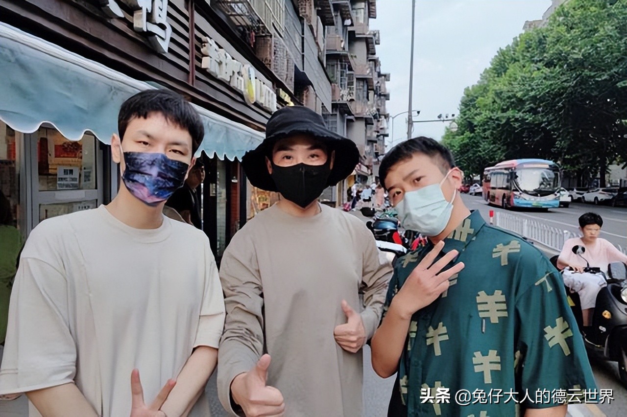 一起开相声专场，联合出单曲，德云社尚九熙、郭霄汉值得期待