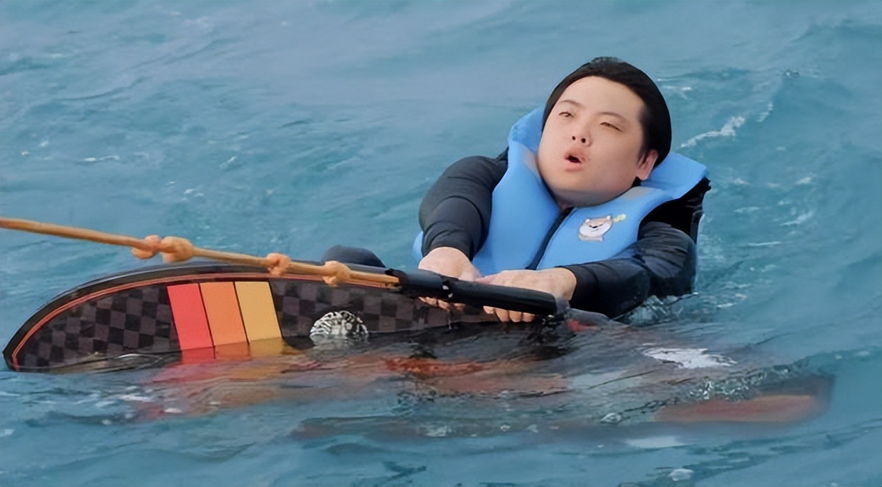 《向往6》同样是独处，许知远丁一腾都做了2件事，差距就出来了