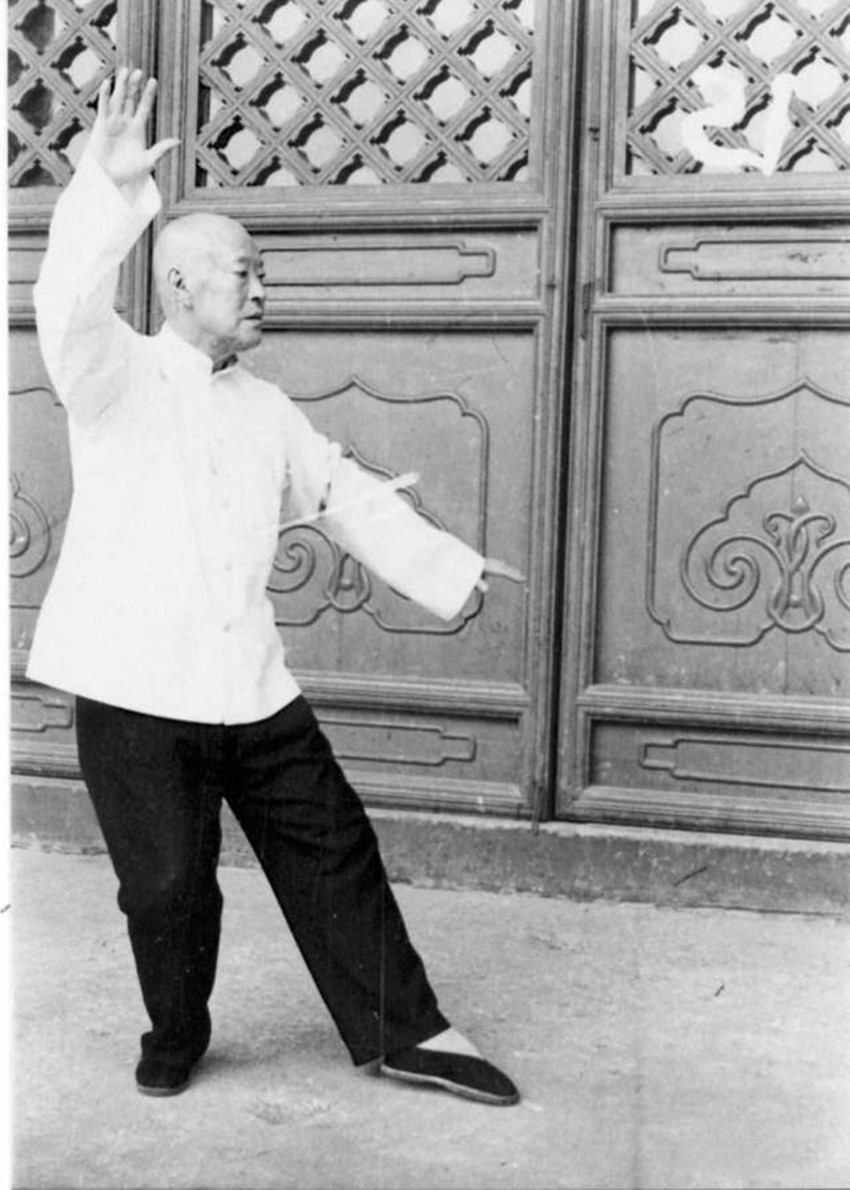 李雅轩武功有多高 李雅轩功夫怎么样 - 情书号