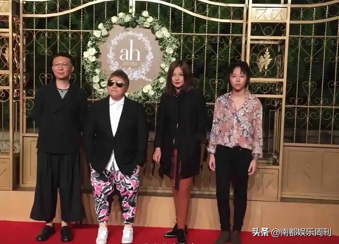 年前最后一个大瓜!他们终于官宣离婚了