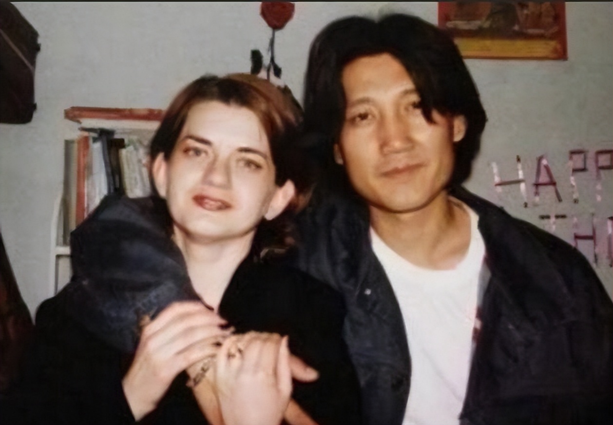 著名演员李崇霄不幸去世，年仅51岁，经纪人发讣告透露丧礼细节